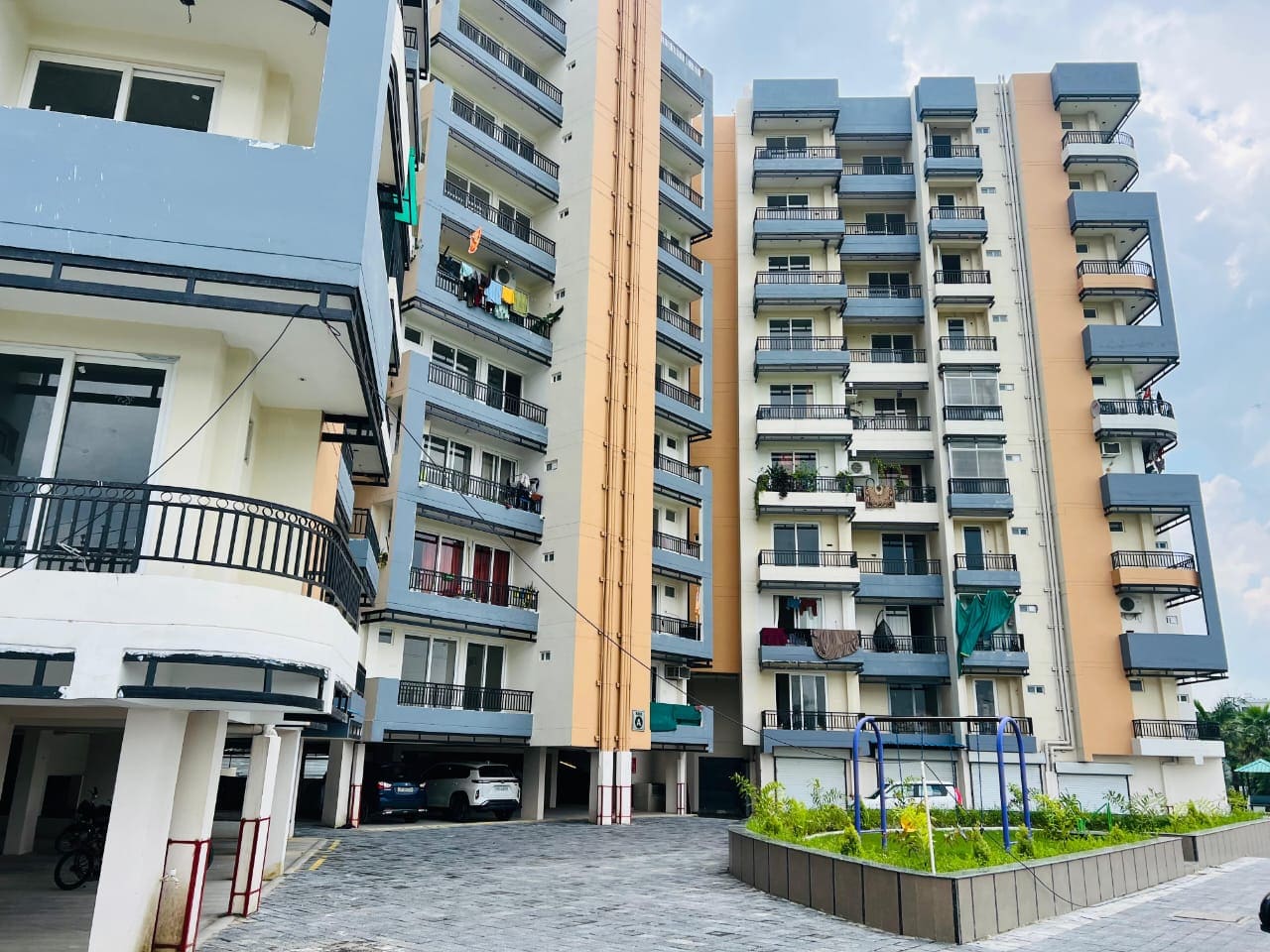 Independent residential luxury duplex villas with front driveway and private approach